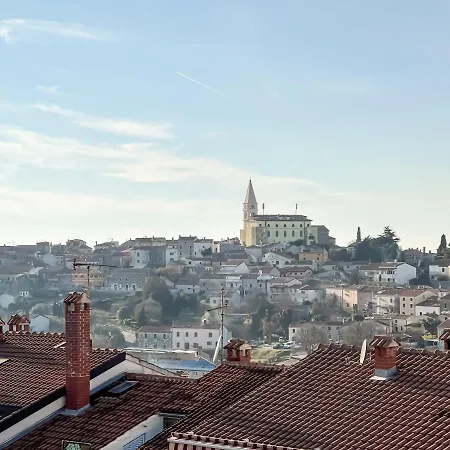 Juric アパート *