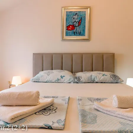 Juric アパート *