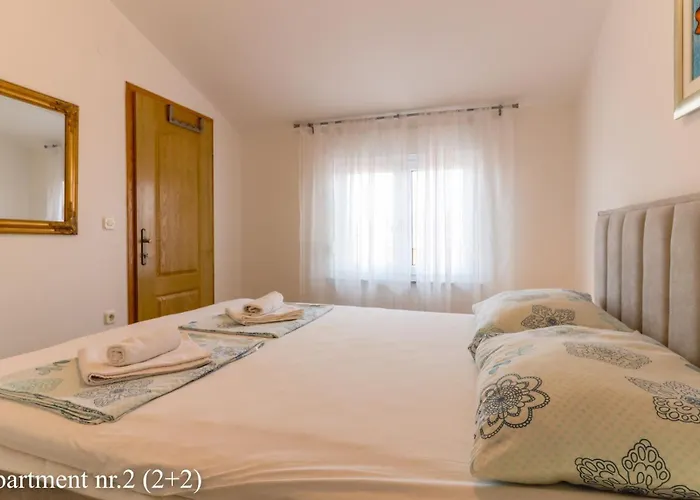 Juric فيرسار